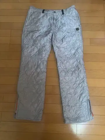 Russeluno 퀼팅 팬츠 실버