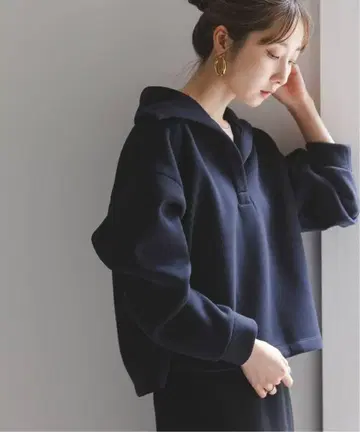 NOBLE 하이넥 종이상자 풀오버