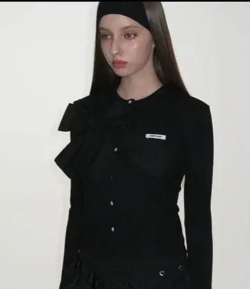 택 포함 TWICE 미나 착용 crank 리본 긴팔 가디건 블랙