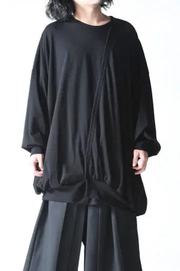 GroundY cotton jersey asymmetry q neck T