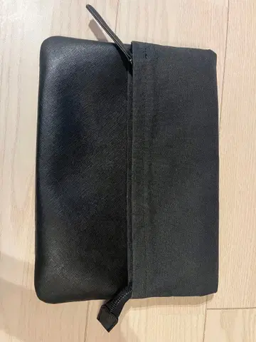 블랙 클러치백 플랩식