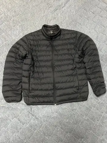 UNIQLO 울트라 라이트 다운 자켓 블랙 XL