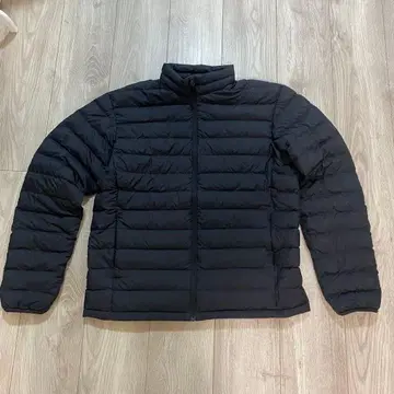 유니클로 울트라 라이트 다운 L 사이즈