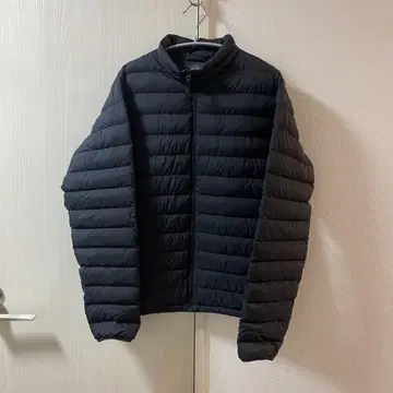 유니클로 울트라 라이트 다운 L 사이즈