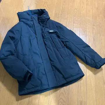 CAMP7 블랙 다운 자켓