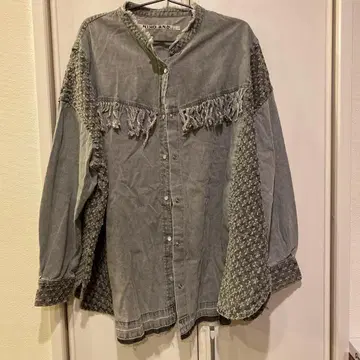 니코앤드 [택 포함 새상품] REMAKE DENIM SHIRT 그레이