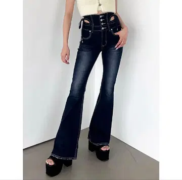 EMODA 컷 아웃 리본 하이웨스트 플레어 팬츠 데님 XS 사이즈 0