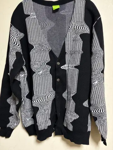 HUF 블랙 화이트 가디건 S