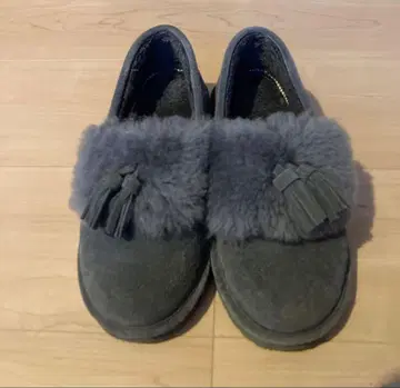BEARPAW 퍼 달린 모카신 그레이 사이즈 6