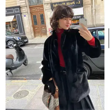 Lo61 kate Fur coat in black 퍼자켓 새상품 | 자켓 | 번개장터 중고거래