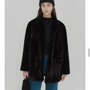 Lo61 kate Fur coat in black 퍼자켓 새상품 | 자켓 | 번개장터 중고거래