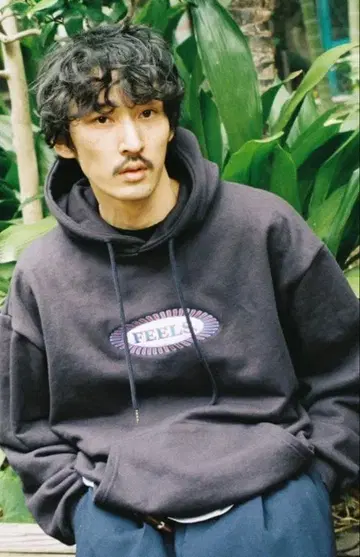 FEELS 네이비 후드티 hoodie