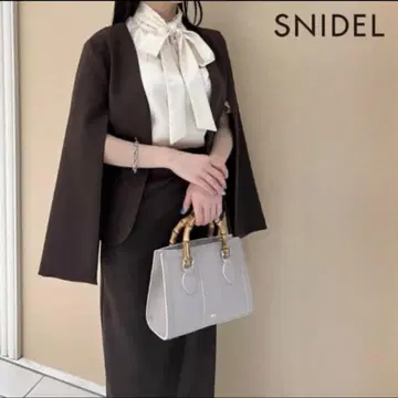 SNIDEL 스나이델 슬리브 슬릿 자켓 F