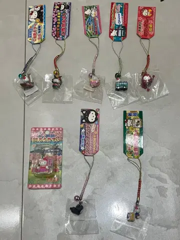 [레어] 지역 한정 키티 족쇄 스트랩 8점