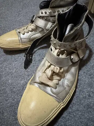 정크! BANNISTER 실버 하이컷 스니커즈 스트랩 포함