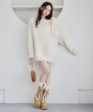 나이클라 메리컬 튜닉 니트