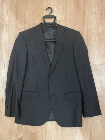 HILTON/블랙/비즈니스 정장