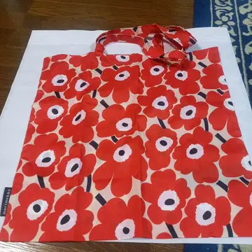 마리메꼬 빨간색 꽃무늬 토트백