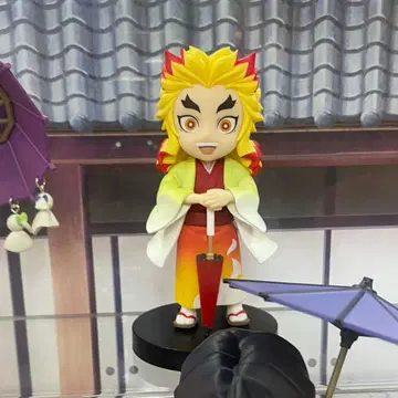 귀멸의 칼날 렌고쿠 쿄쥬로 중국 한정 해외 장마철 피규어