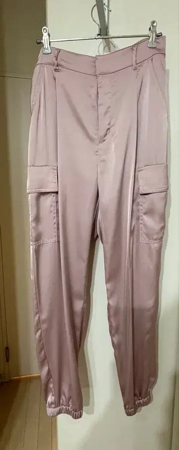 JUSGLITTY 새틴 팬츠 핑크 S