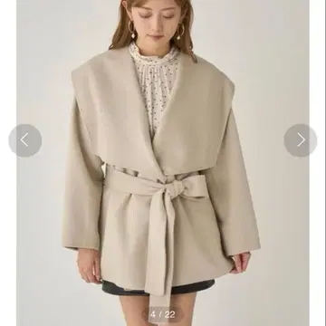 스나이델 snidel 쇼트 리버 코트 아이보리