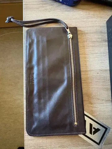 mo851 다크 브라운 장지갑