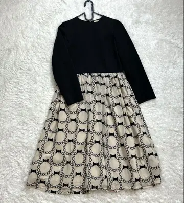 peu pres 펄 목걸이 자수 절개 허리 개더 원피스