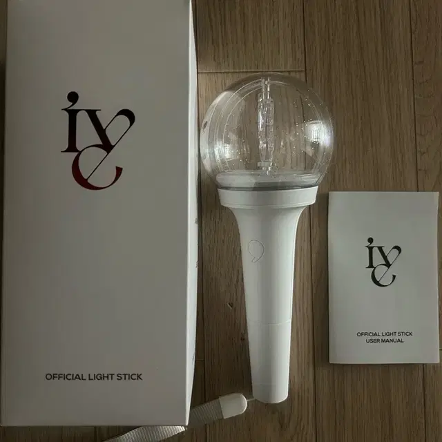 아이브 응원봉 버전1 판매합니다!!