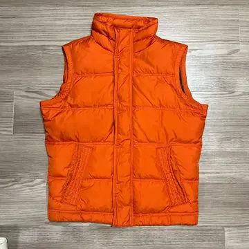 Abercrombie & Fitch 오렌지 다운 베스트