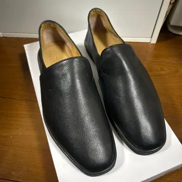 MB x ADAM ET ROPE 블랙 슬립온