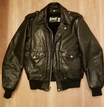 새상품급 Schott 블랙 가죽 자켓 184SM A-2 사이즈 42