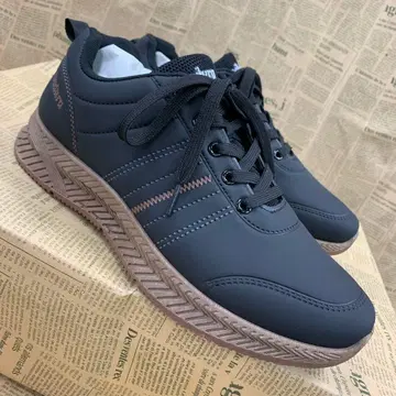 새상품 남성용 25.5cm 폭넓은 경량 방수 러버 스니커즈 블랙 2355