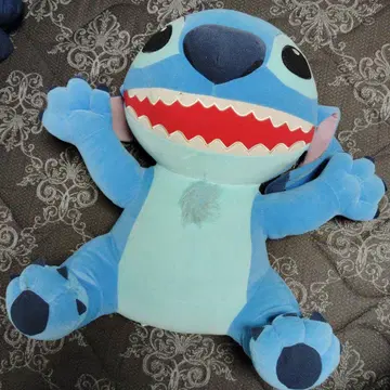 스티치 봉제 인형