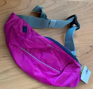 웨스트 파우치 마모트