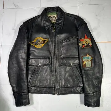 AVIREX 가죽 자켓 와펜 블랙 S 안감 퀼팅