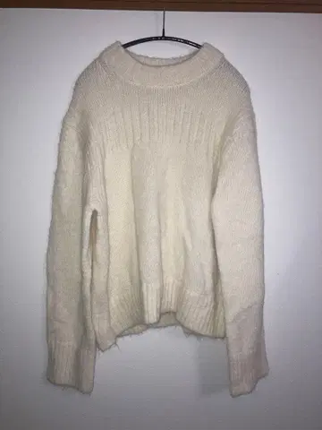 [ 정품 ] 마리메꼬 화이트 니트