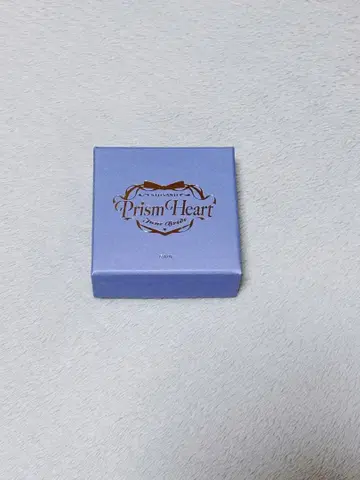 니지산지 코야나기 로우 준 브라 로켓 펜던트