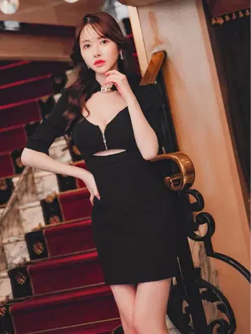 블랙 드레스 프론트 지퍼 카라 부착 새상품