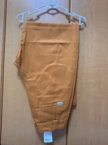 페르슈 오렌지 카고 팬츠 더블니 워크 팬츠