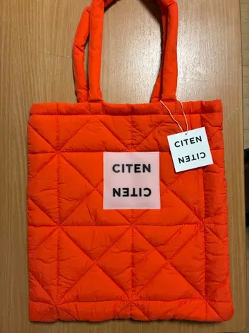 CITEN 패디드 토트백