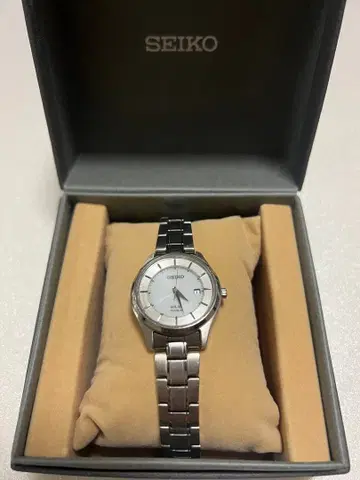 SEIKO 전파 솔라 시계 여성용