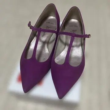 새상품급! 긴자카네마츠 아쿠아벨 플랫 펌프스 24.5