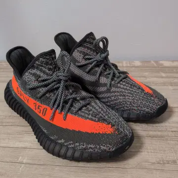 Yeezy Boost 350 벨루가