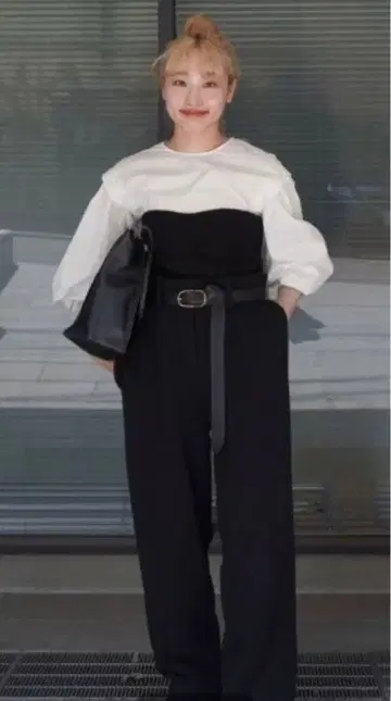 ETRE TOKYO 니트 뷔스티에 볼륨 슬리브 블라우스