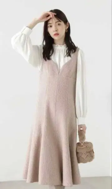 프로포션 바디 드레싱 핑크 트위드 원피스