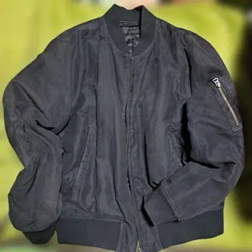 유니클로 스웨이드풍 ma-1 자켓 블랙 L 사이즈