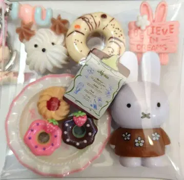 가챠 파우치 미피 도넛 플레이트 메뉴 휘핑 강아지 리본 포함