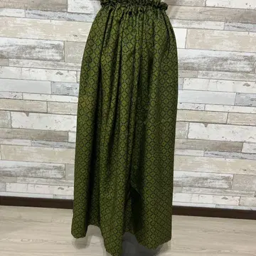 오시마 명주 올리브 그린 기하학 패턴 롱 스커트