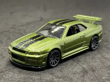 핫휠 닛산 스카이라인 GT-R BNR34