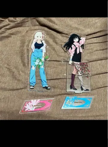 리코리스 리코일 애니메이트 페어 아크릴 스탠드 세트 판매